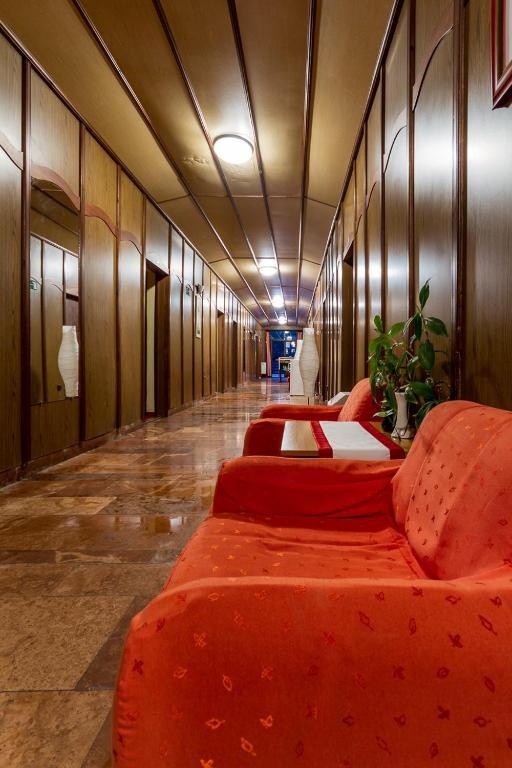 Vadregeny Panzio Bed & Breakfast เอสแตร์กอม ภายนอก รูปภาพ